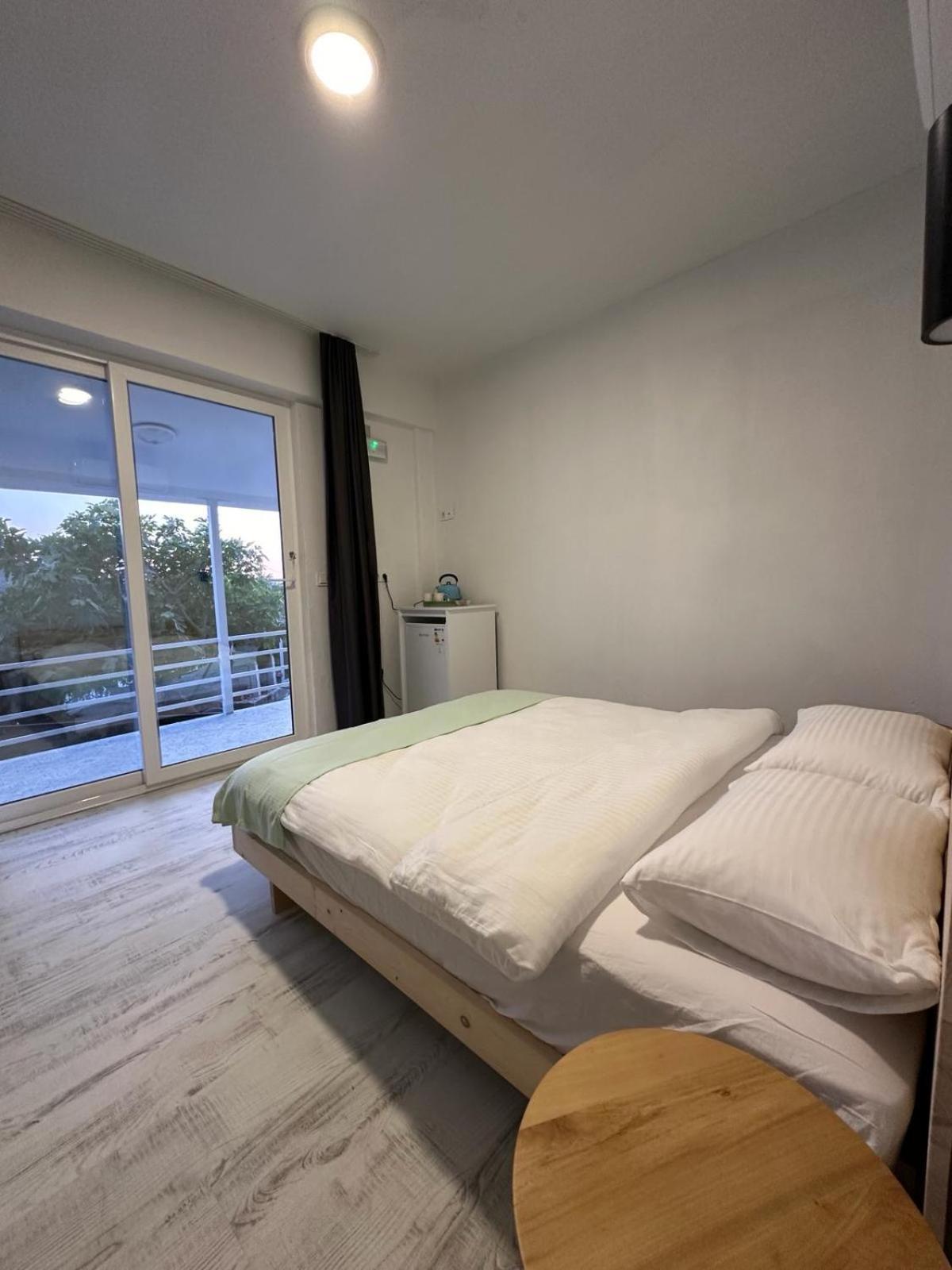 Airport Blue Eye House Ideal For Air Travellers 5 Km From Airport ดาลามาน ภายนอก รูปภาพ