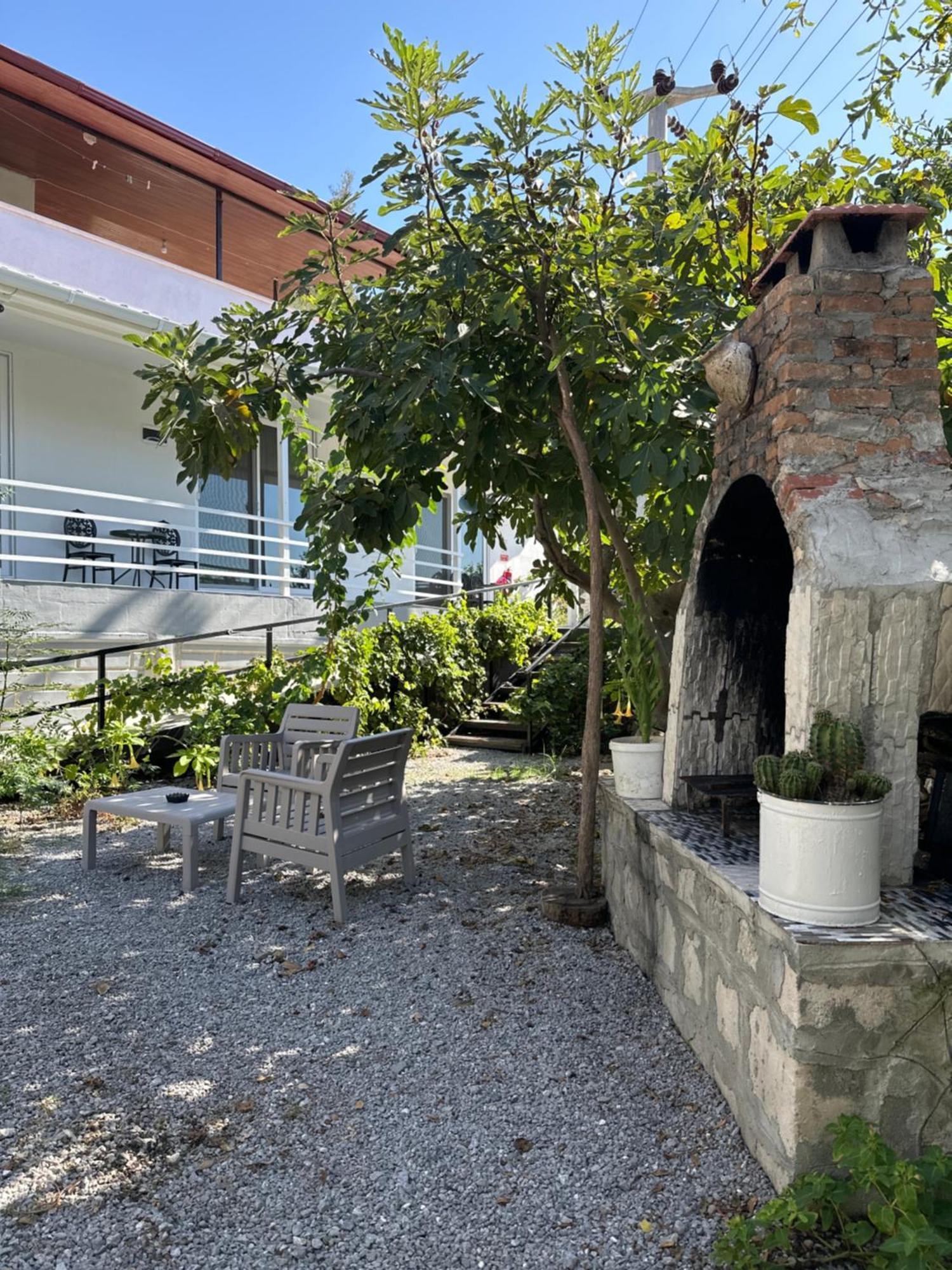 Airport Blue Eye House Ideal For Air Travellers 5 Km From Airport ดาลามาน ภายนอก รูปภาพ
